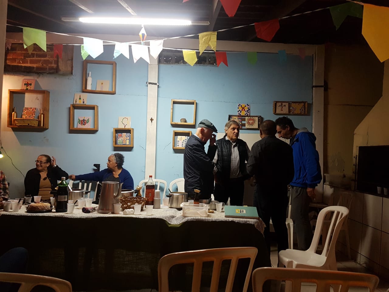 1d2de5d3-f1cd-467d-8cdd-9d3458bb8981.jpg