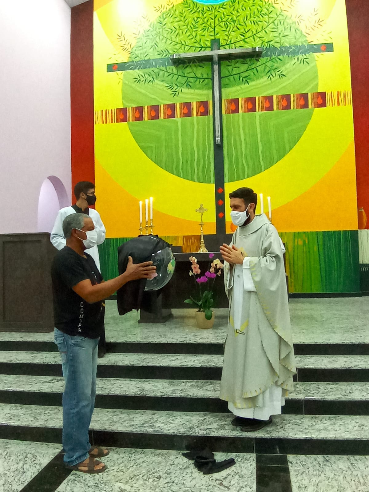1_missa_e_adoração.jpg